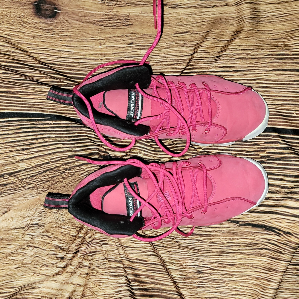 Jordan Pink and Black Sneakers Modern Athletic Design